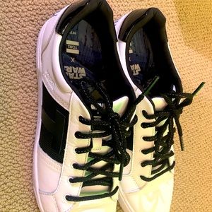 STAR WARS TOMS
